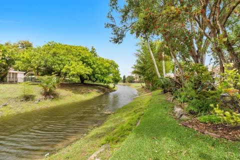 5040 NW 88th Lane, Coral Springs FL - photo 11 of 46