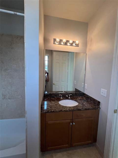 3932 Coral Heights Way, Oakland Park FL - photo 13 of 27