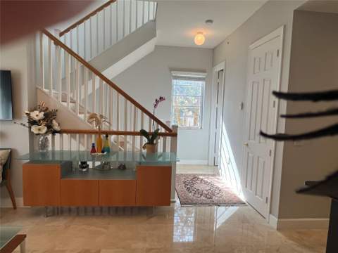 3932 Coral Heights Way, Oakland Park FL - photo 10 of 27