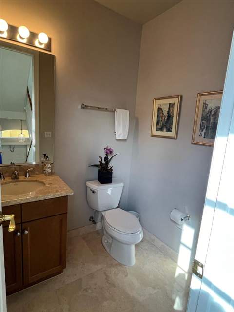 3932 Coral Heights Way, Oakland Park FL - photo 17 of 27