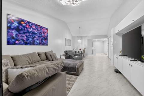 7563 Glendevon Lane #1306, Delray Beach FL - photo 16 of 95