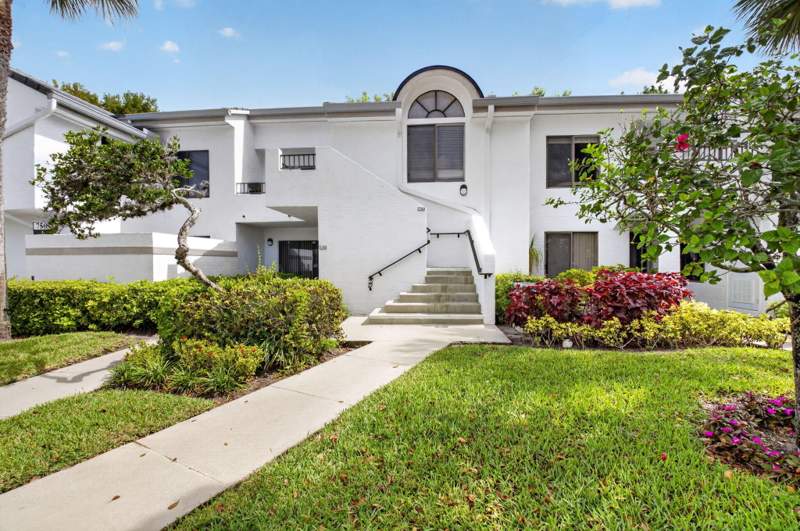 2 bedroom Condominium at 7563 Glendevon Lane #1306, Gleneagles Condo I, Delray Beach — photo 3