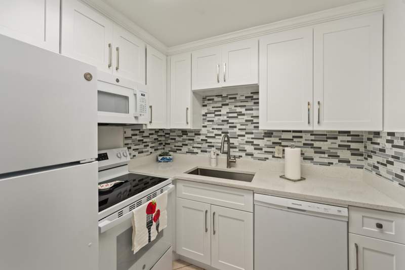 1 bedroom Condominium at 126 Southampton B, Southampton Condo, West Palm Beach — photo 5