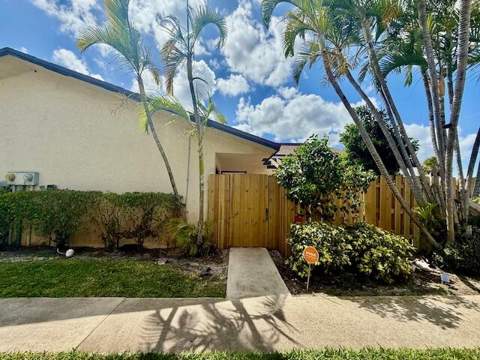 1803 Waterview Circle, Palm Springs FL - photo 10 of 10