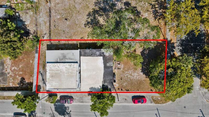 4 bedroom Single Family Residence at 1504 N Sapodilla Avenue, Freshwater 11th & 12th Ave Add, West Palm Beach — photo 4