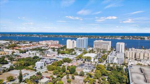 1504 N Sapodilla Avenue, West Palm Beach FL - photo 9 of 25