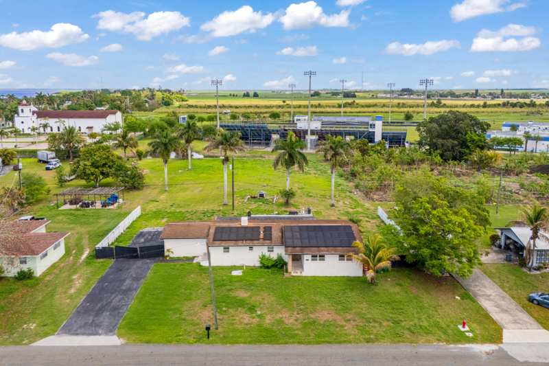 3 bedroom Single Family Residence at 360 Kismet Avenue, Ridge Crest Gardens, Pahokee — photo 1