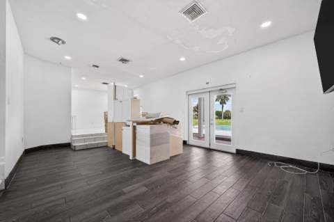 360 Kismet Avenue, Pahokee FL - photo 11 of 36