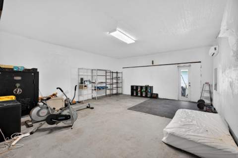 360 Kismet Avenue, Pahokee FL - photo 20 of 36