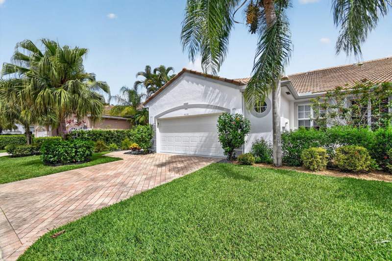 3 bedroom Villa at 4634 Carlton Golf Drive, Wycliffe Golf & Country Club, Lake Worth — photo 5