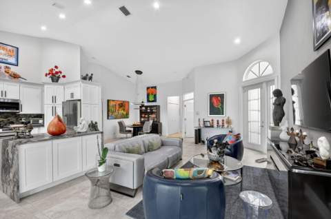 4634 Carlton Golf Drive, Lake Worth FL - photo 13 of 92