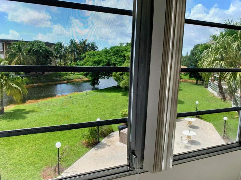 1 bedroom Condominium at 2800 NW 47th Terrace #304, Lauderdale Oaks Condo 4, Lauderdale Lakes — photo 3