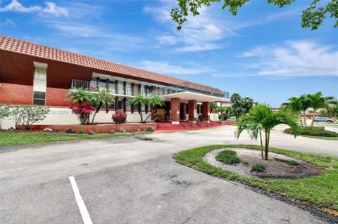 2800 NW 47th Terrace #304, Lauderdale Lakes FL - photo 24 of 29