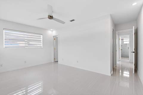 648 NW 30th Court, Wilton Manors FL - photo 22 of 56