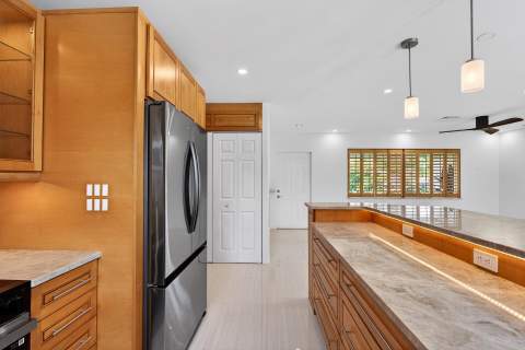 648 NW 30th Court, Wilton Manors FL - photo 6 of 56