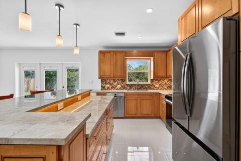 648 NW 30th Court, Wilton Manors FL - photo 11 of 56