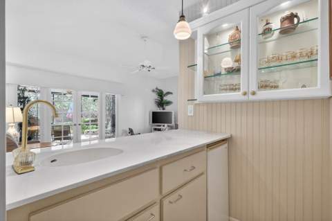 5422 SE Meredith Terrace, Stuart FL - photo 12 of 56