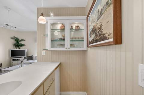 5422 SE Meredith Terrace, Stuart FL - photo 13 of 56