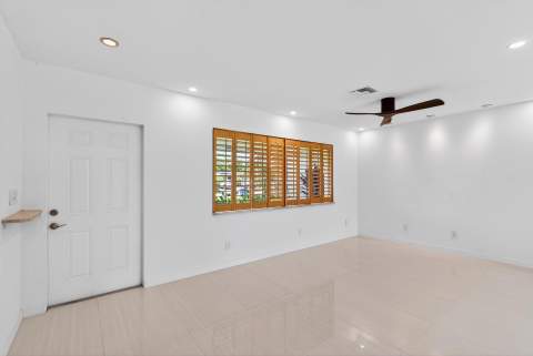 648 NW 30th Court, Wilton Manors FL - photo 14 of 56