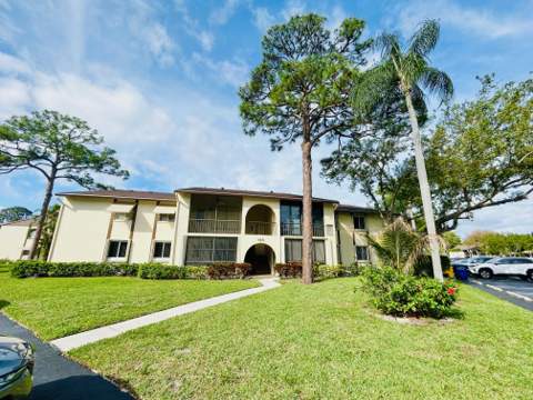 140 Lake Pine Circle #A-1, Greenacres FL - photo 10 of 43