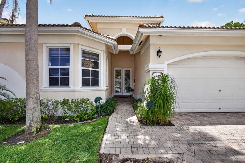 3 bedroom Single Family Residence at 8642 Plum Cay, Andros Isle Par D-1, Royal Palm Beach — photo 3