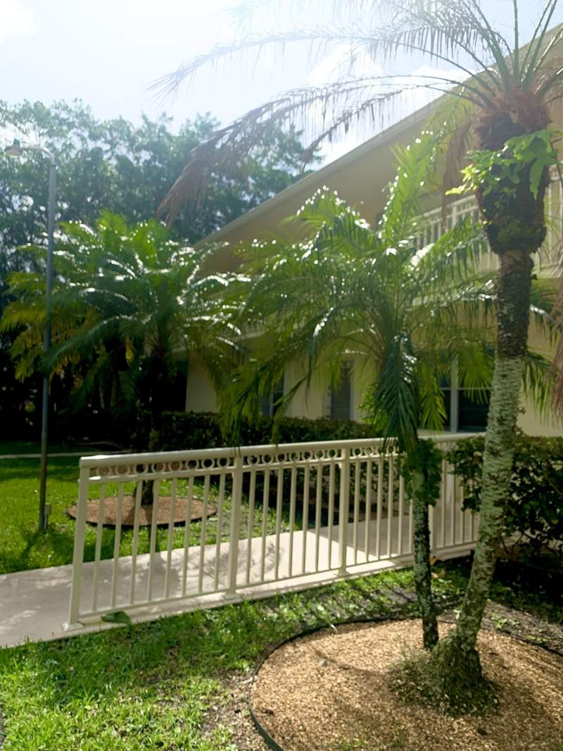 2 bedroom Condominium at 96 Hastings F, Century Village, West Palm Beach — photo 2