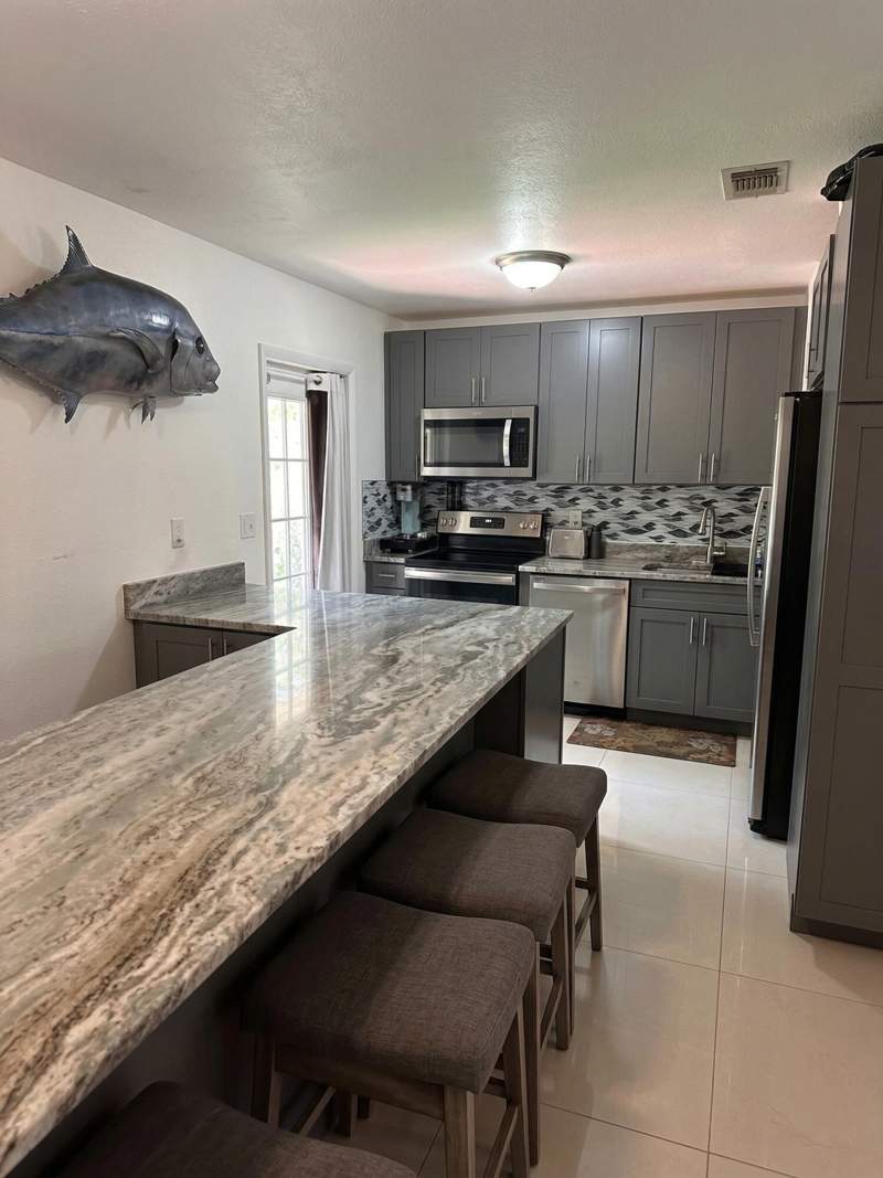 4 bedroom Single Family Residence at 1230 NE 26th Terrace, Avalon Garden Estates, Pompano Beach — photo 5