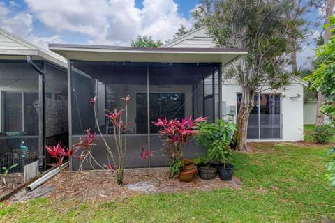 7625 Forest Green Lane, Boynton Beach FL - photo 9 of 38