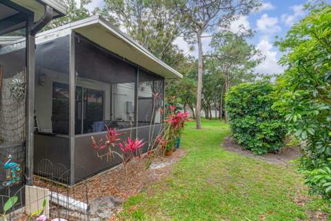 7625 Forest Green Lane, Boynton Beach FL - photo 10 of 38