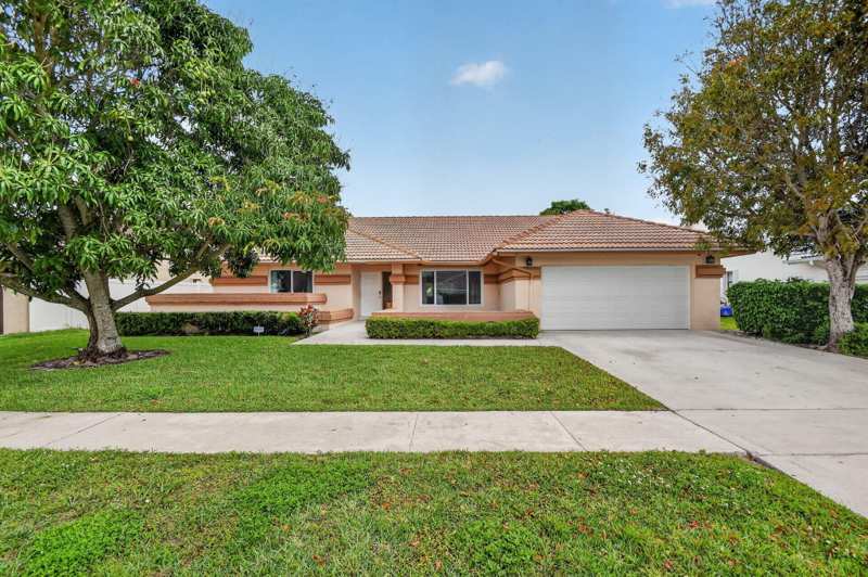 3 bedroom Single Family Residence at 9501 Majestic Way, Sun Valley , Boynton Beach — photo 1