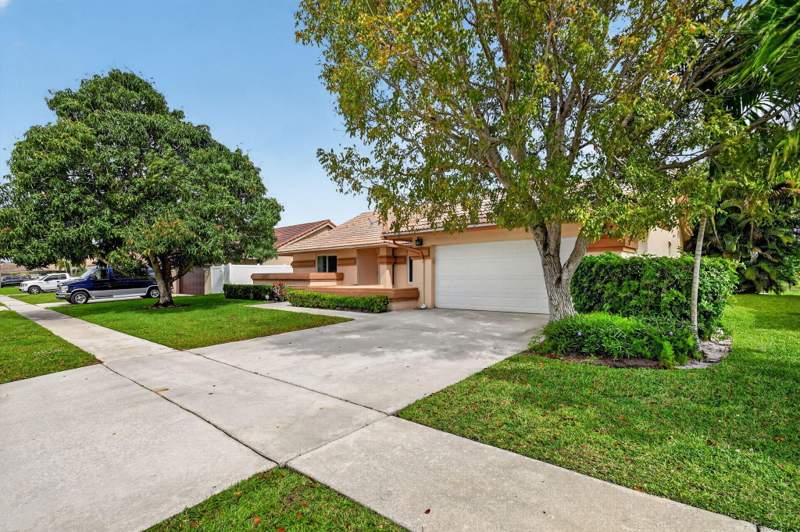 3 bedroom Single Family Residence at 9501 Majestic Way, Sun Valley , Boynton Beach — photo 3