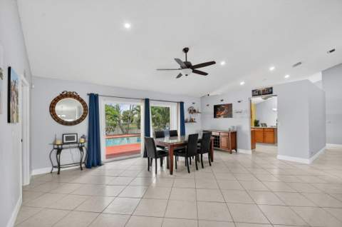 9501 Majestic Way, Boynton Beach FL - photo 12 of 72