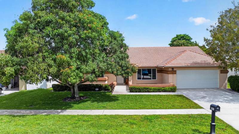 3 bedroom Single Family Residence at 9501 Majestic Way, Sun Valley , Boynton Beach — photo 5