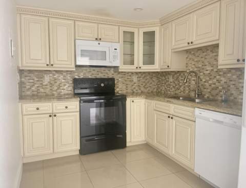525 N Ocean Boulevard #1422, Pompano Beach FL - photo 12 of 20