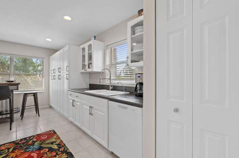 8050 Aberdeen Drive #202, Boynton Beach FL - photo 24 of 99