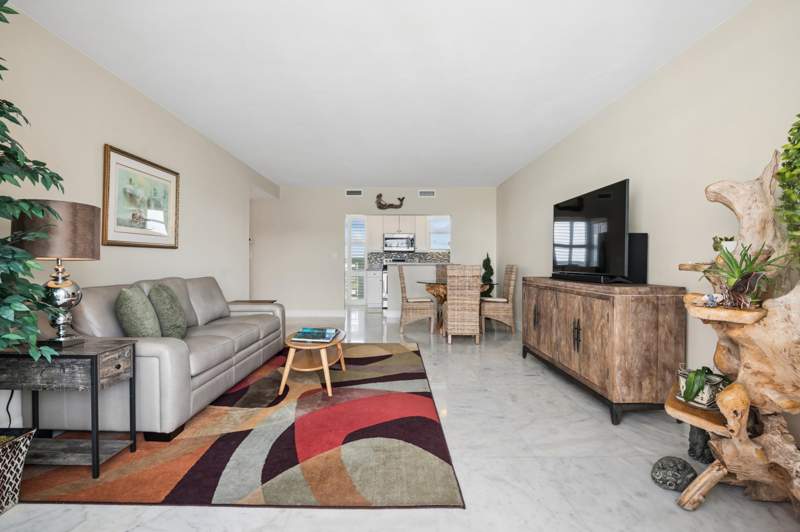 1 bedroom Stock Cooperative at 1900 S Ocean Drive #1504, Breakwater Towers Co-Op, Fort Lauderdale — photo 4