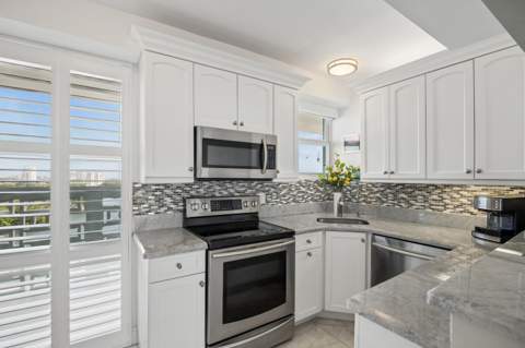 1900 S Ocean Drive #1504, Fort Lauderdale FL - photo 7 of 35