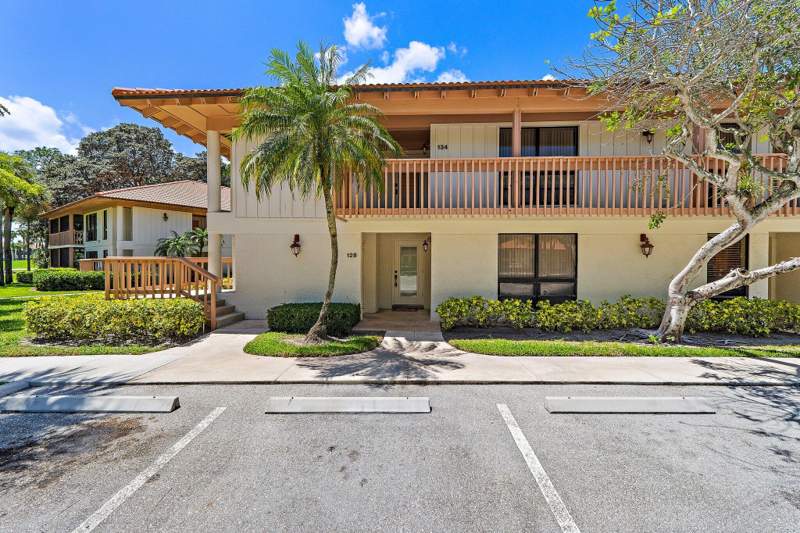 2 bedroom Condominium at 128 Brackenwood Road #128, Golf Villas Condo, Palm Beach Gardens — photo 3