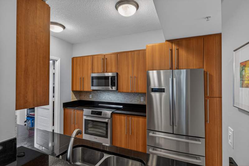 2 bedroom Condominium at 101 SE 20th Avenue #201, 1 Ocean Boulevard Condo, Deerfield Beach — photo 3