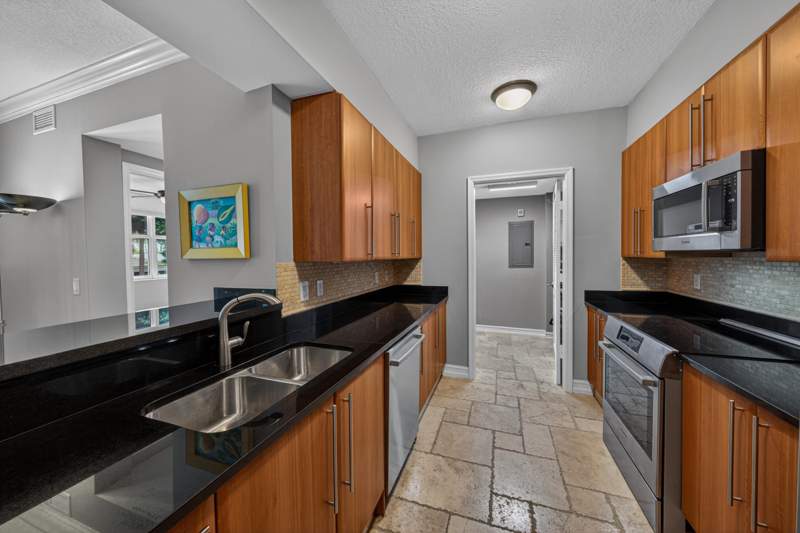 2 bedroom Condominium at 101 SE 20th Avenue #201, 1 Ocean Boulevard Condo, Deerfield Beach — photo 5
