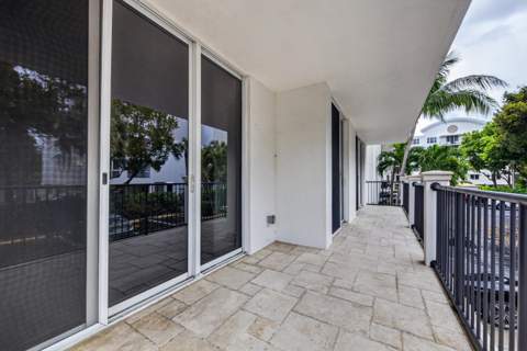 101 SE 20th Avenue #201, Deerfield Beach FL - photo 22 of 48