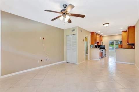 7290 NW 1st Street #205, Margate FL - photo 9 of 33