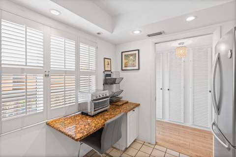 25 SE 13th Street #B3, Boca Raton FL - photo 12 of 26