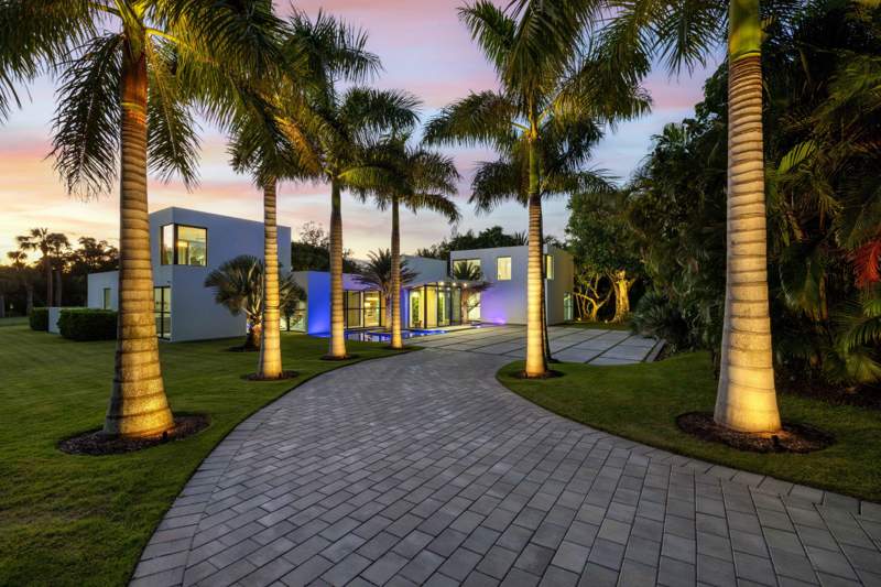 5 bedroom Single Family Residence at 12 N Beach Road, Jupiter Island Hobe Sound, Jupiter Island — photo 3