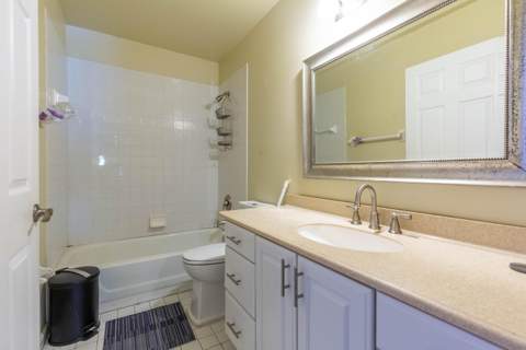 15157 Oak Chase Court, Wellington FL - photo 23 of 27