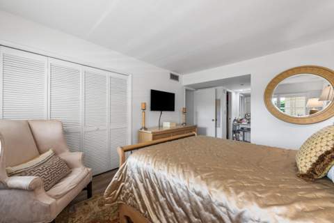 3499 Oaks Way #407, Pompano Beach FL - photo 12 of 29