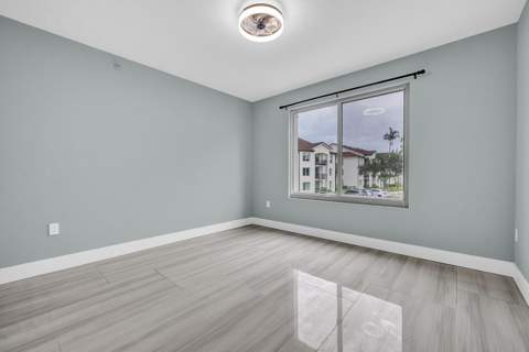 1010 Villa Circle, Boynton Beach FL - photo 13 of 23