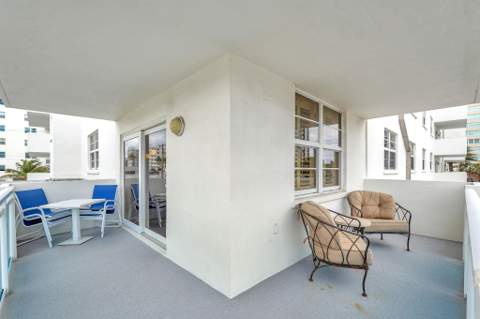 1701 S Ocean Drive #203, Hollywood FL - photo 16 of 33