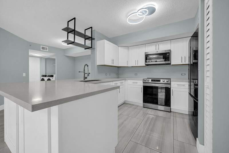 2 bedroom Condominium at 1010 Villa Circle, Villa Del Sol Condo, Boynton Beach — photo 2