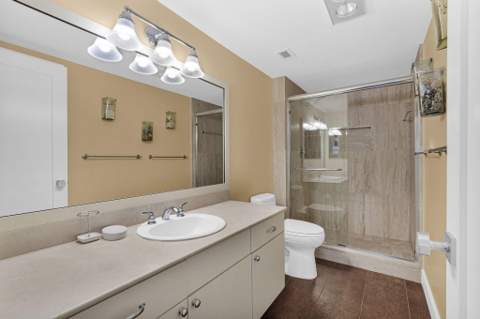 1701 S Ocean Drive #203, Hollywood FL - photo 14 of 33